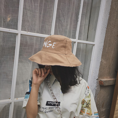 Palarie de dama model nou cu aplicatie tip idiot