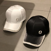 Palarie de dama cu pietre si vizor