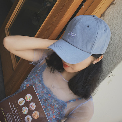 Svakodnevna ženska kapa sa šiltom