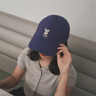 Palarie de dama cu broderie de ursuleti