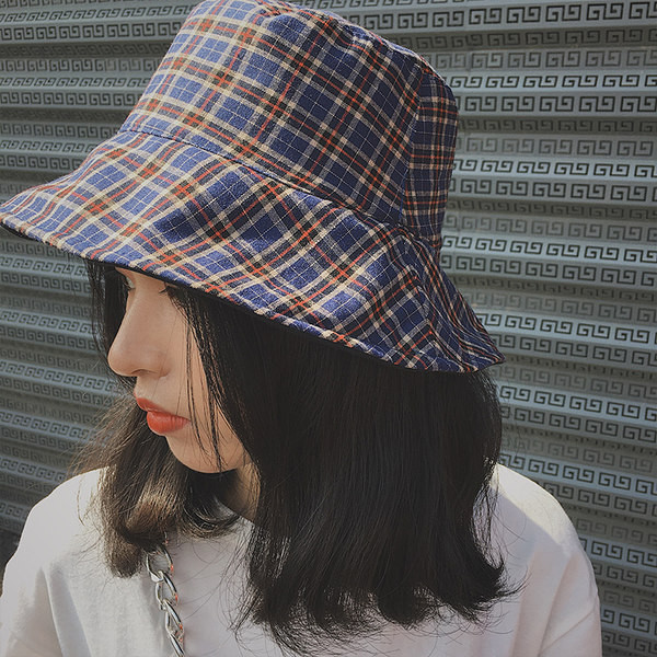 Pălărie de femei de zi cu zi cu broderie - două fețe