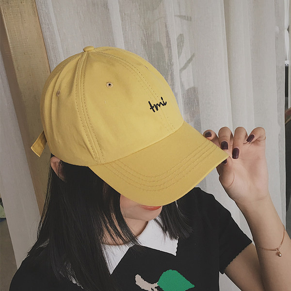 Pălărie casual de damă cu inscripție și vizor - potrivită pentru vară