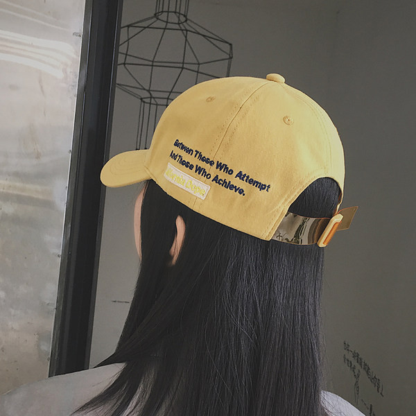 Șapcă de baseball pentru femei cu inscripții laterale