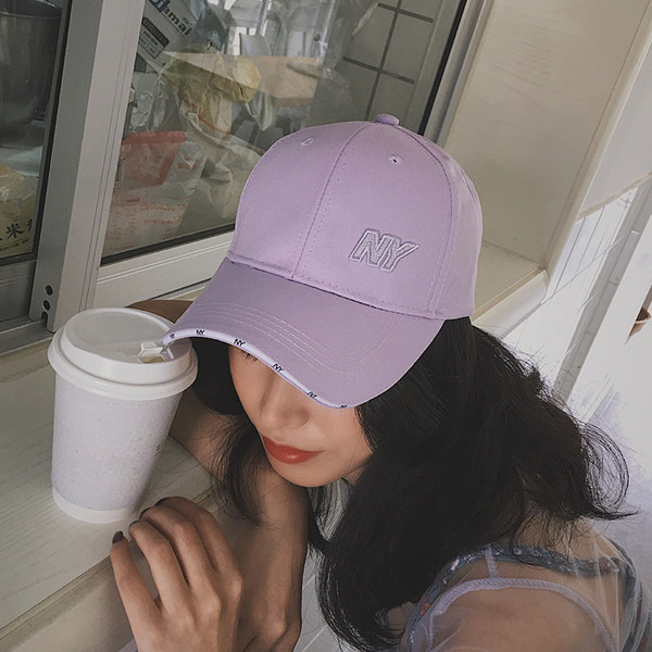 Șapcă de baseball de damă cu vizor și litere brodate