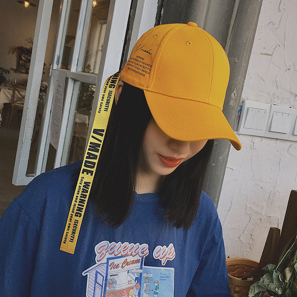 Pălărie modernă cu vizor cu inscripții - reglabilă