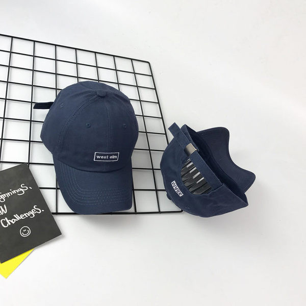 Palarie reglabila zilnica cu broderie si vizor