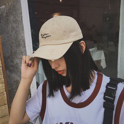 Palarie de dama model retro cu inscriptie