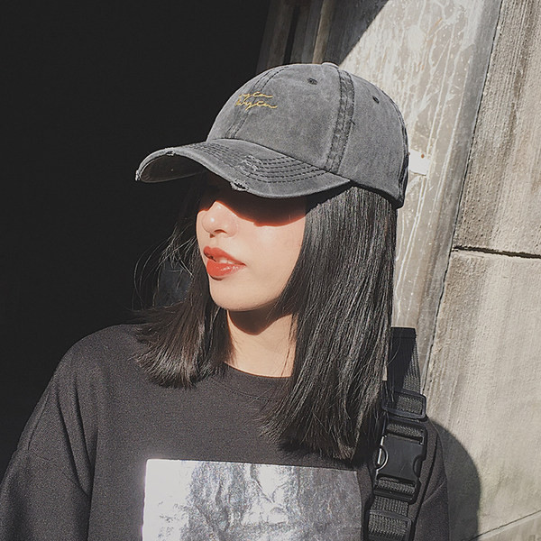 Palarie de dama model retro cu inscriptie