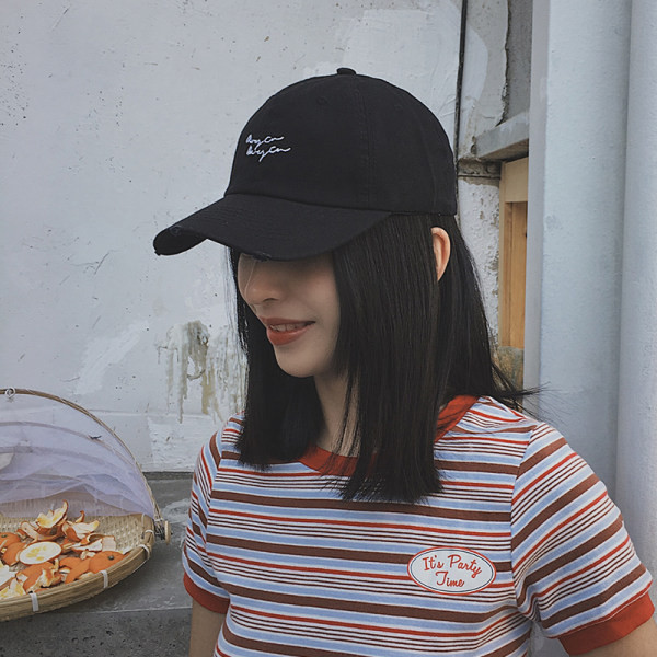 Palarie de dama model retro cu inscriptie