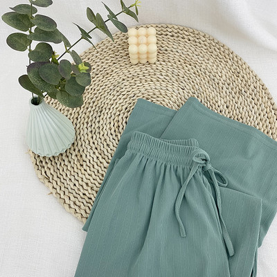 Ženske hlače s vezicama i elastičnim strukom