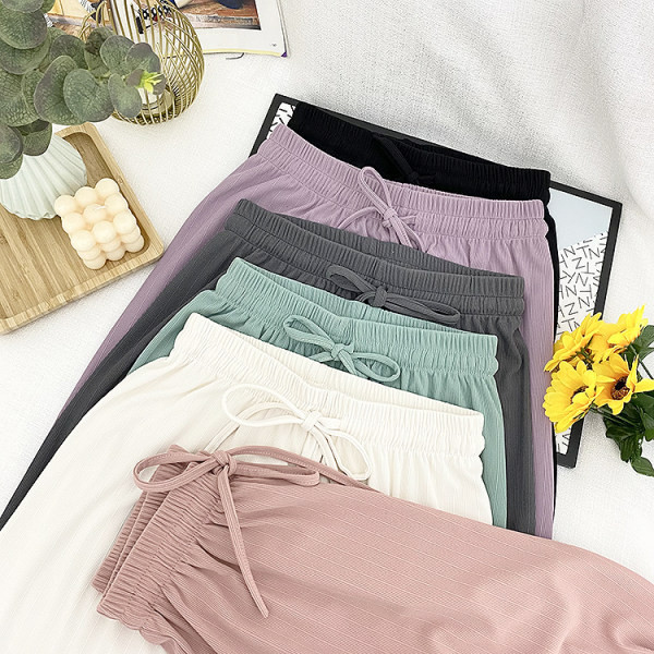 Ženske hlače s vezicama i elastičnim strukom