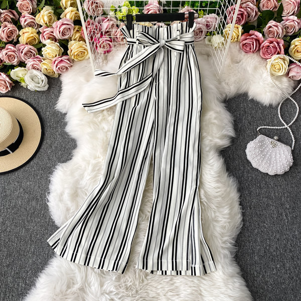 Ženske prugaste hlače s remenom i visokim strukom