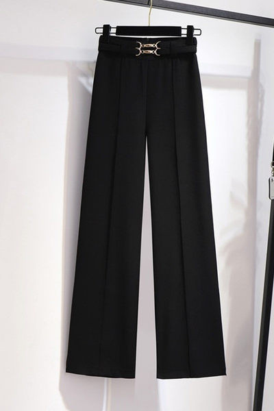 Дамски панталон широк модел  с метален елемент 