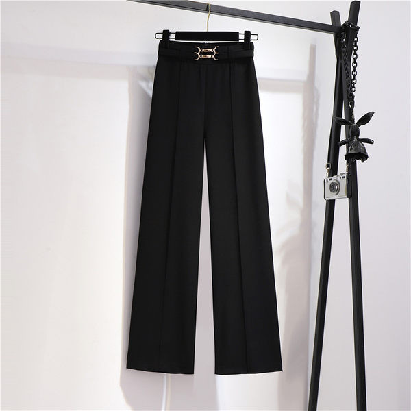 Дамски панталон широк модел  с метален елемент 