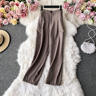 Γυναικείο παντελόνι με ψηλή μέση και κουμπί