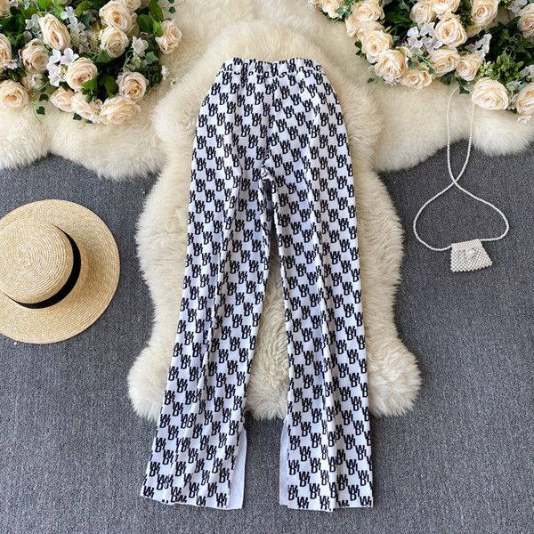 Pantaloni de dama cu talie inalta in alb-negru