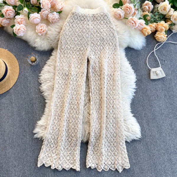 Pantaloni de primavara tricotati cu talie inalta - model drept