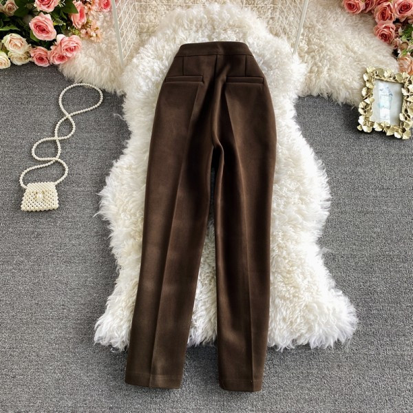 Pantaloni de dama cu talie inalta si buzunare