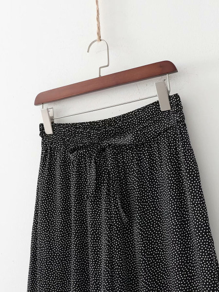 Pantaloni largi casual cu talie elastica