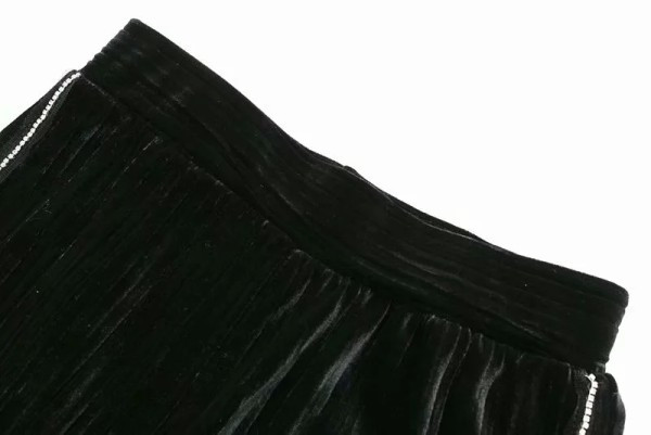 Pantaloni largi de catifea pentru femei cu margini laterale