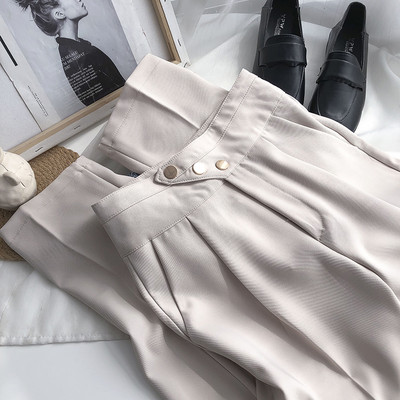 Model nou de pantaloni dama cu nasturi