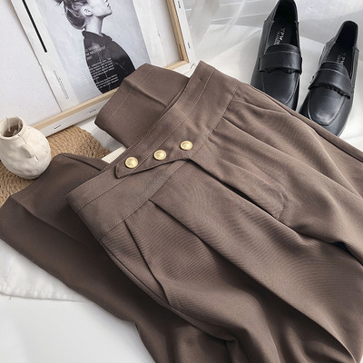 Model nou de pantaloni dama cu nasturi