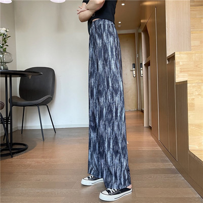 Дамски широк панталон с висока талия и цветен принт 