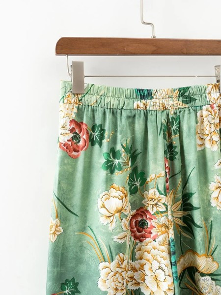 Pantaloni largi de dama cu bustiera si model floral