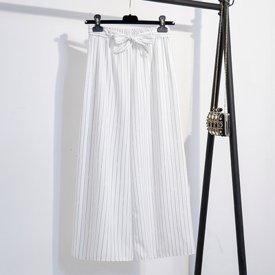 Нов модел дамски раиран панталон с панделка