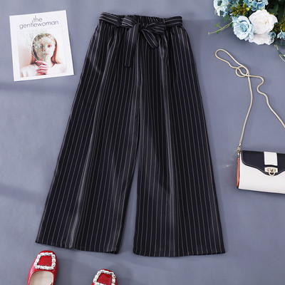 Moderni ženski model hlača na pruge širok