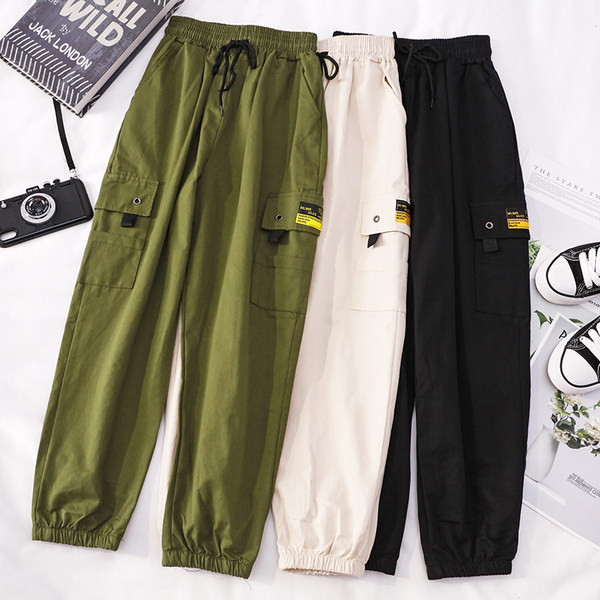 Pantaloni casual cu buzunare si cravate