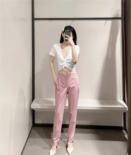 Pantaloni drepti eleganti de dama cu buzunare