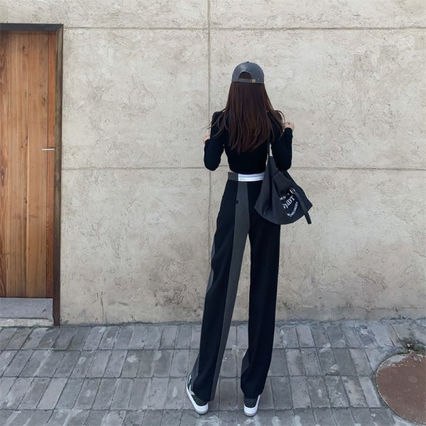 Дамски панталон широк модел с висока талия и джобове