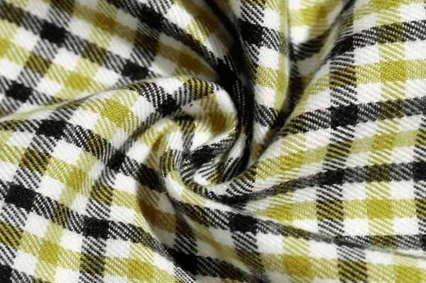 Прав модел кариран панталон за жени