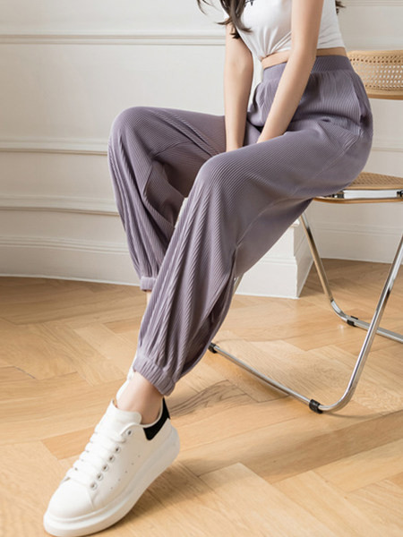 Pantaloni casual dama - model larg cu talie inalta