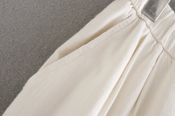 Pantaloni drepti casual cu talie elastica