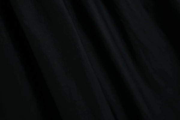 Pantaloni largi de dama cu talie elastica si broderie