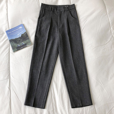 Модерен дамски панталон с джобове