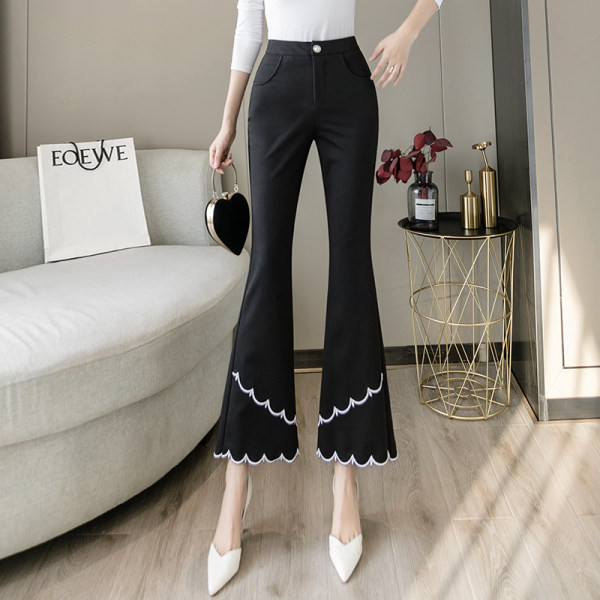 Модерен дамски панталон тип чарлстон с висока талия