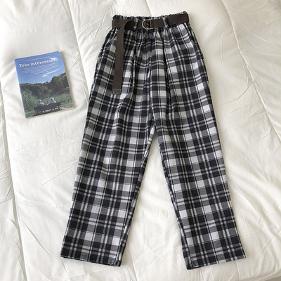 Кариран дамски панталон с колан и джобове