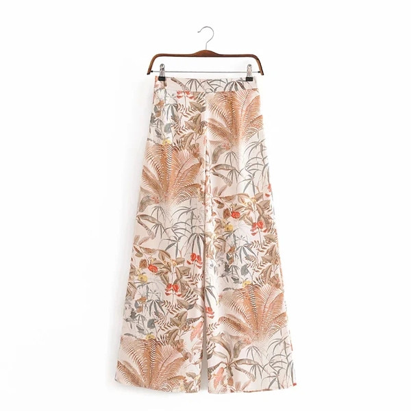 Дамски широк панталон с флорален десен за ежедневието