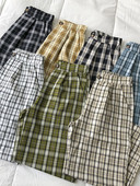 Кариран дамски панталон с джобове