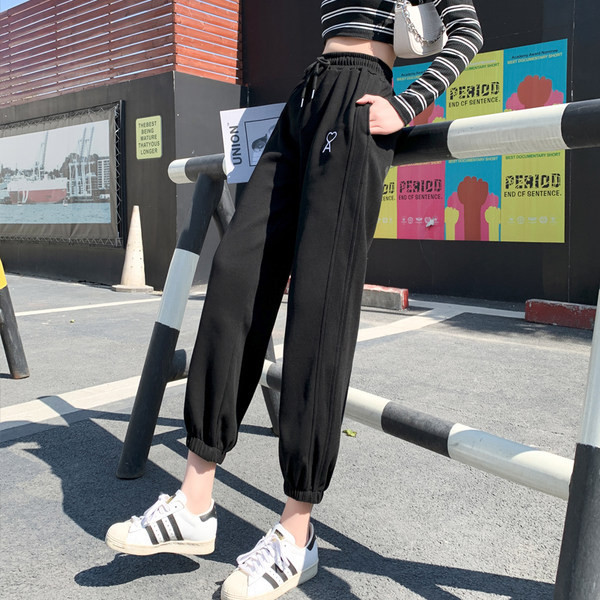Ženske ležerne sportske hlače s elastičnim strukom