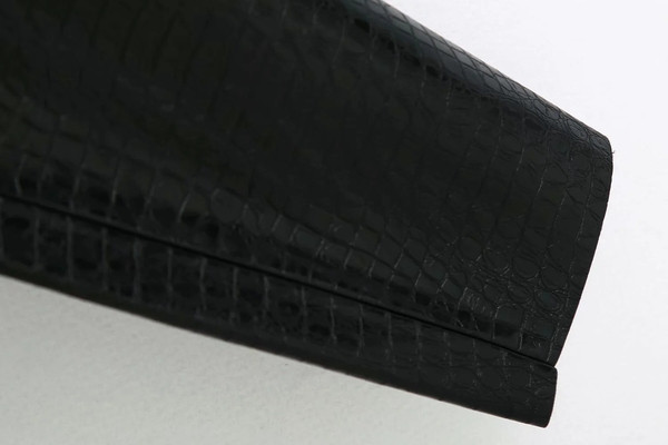 Дамски втален панталон от кожа в черен цвят