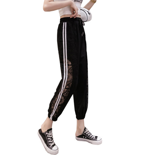 Pantaloni casual dama cu margini si dantela