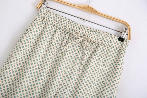 Широк модел ежедневен панталон с ластична талия