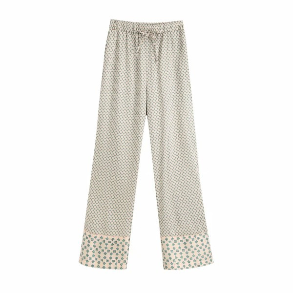 Широк модел ежедневен панталон с ластична талия