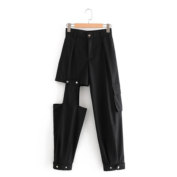 Асиметричен дамски панталон с изрязани части