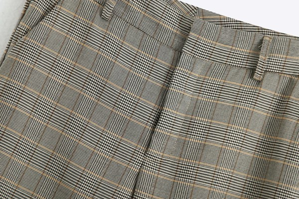 Ženske ravne karirane hlače sive boje