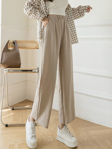 Дамски ленен панталон широк модел с копчета